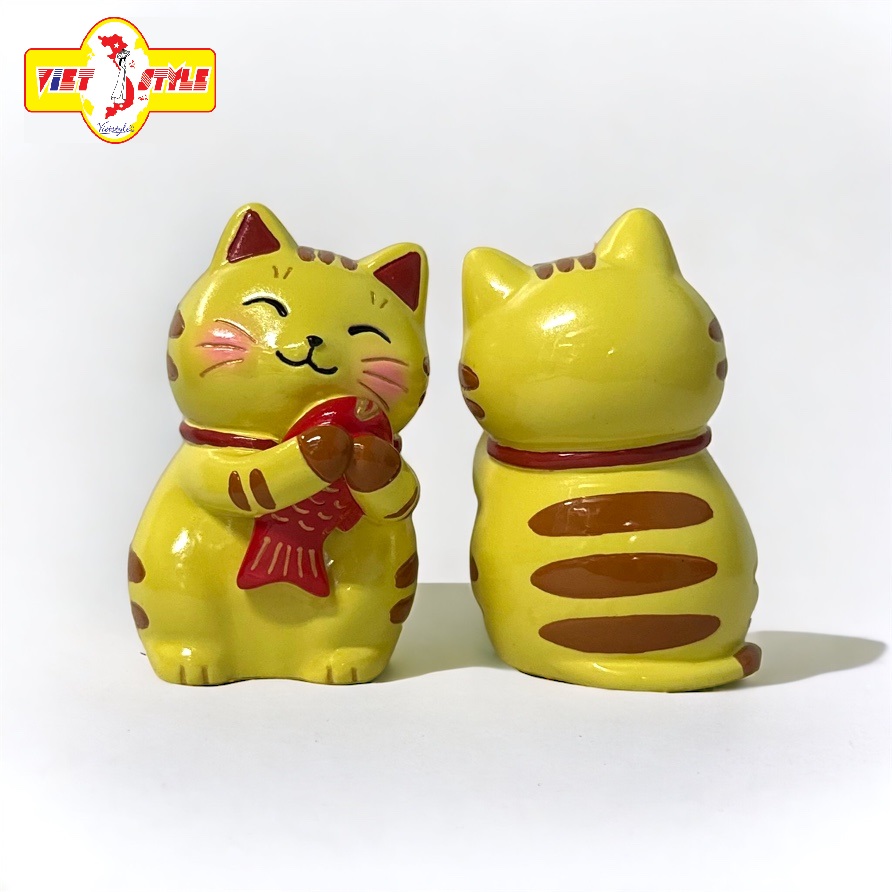 Tượng Mèo Thần Tài ôm cá chép May mắn (Mèo Vàng) _ Quà lưu niệm Nhật Bản